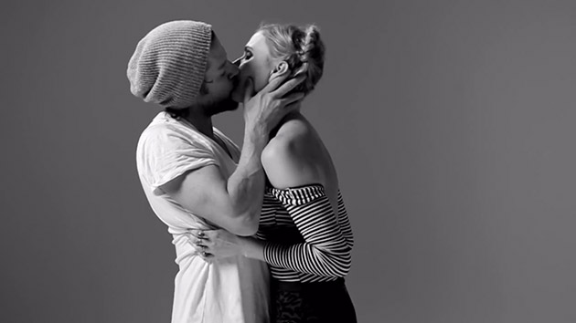 First Kiss, la vidéo virale, retour sur un succès
